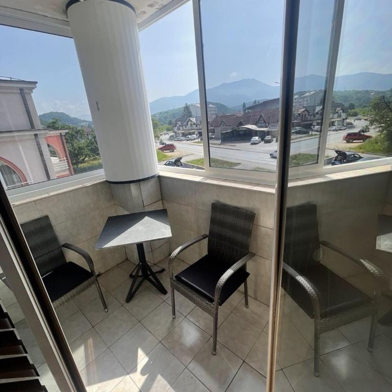 Apartment Silver - One Bedroom Apartment with Balcony - 15