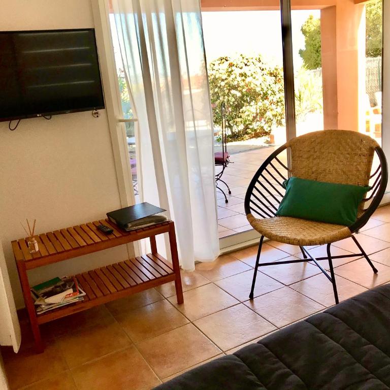 Giens-T2 charme-7m à pied plage - Rez de jardin - Apartment mit 1 Schlafzimmer - 10