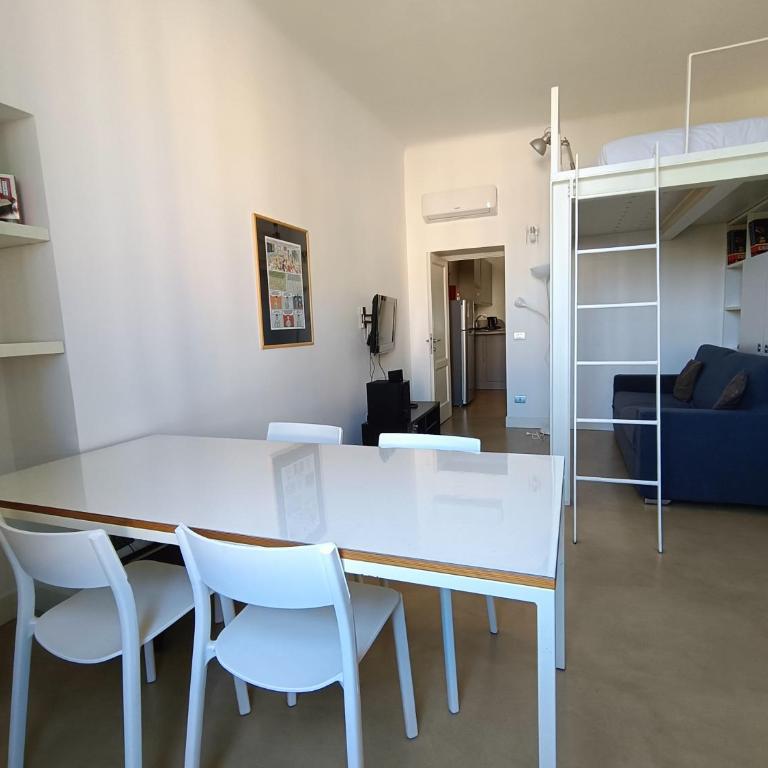 Youhosty - Navigli View Apartment - Appartamento con 1 Camera da Letto - 25