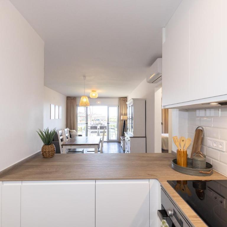 UHC DMS FAMILY APARTMENTS - Apartamento de 2 dormitorios con vistas al jardín - 10