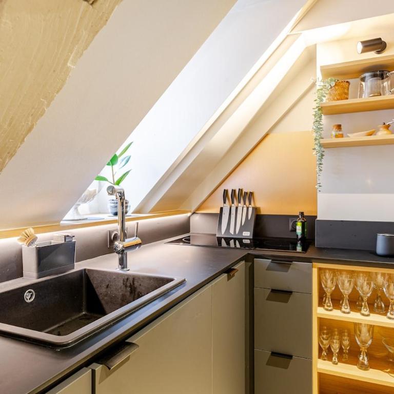 STRAS'LOFT - Hypercentre - Haut de Gamme - Cathédrale - Confort - Calme - One-Bedroom Apartment - 17