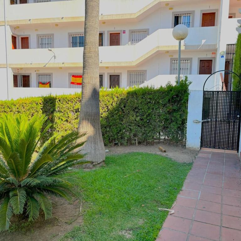 Evans Realty BH Urb Colina Park & Piscina - Apartamento de 1 dormitorio - 25