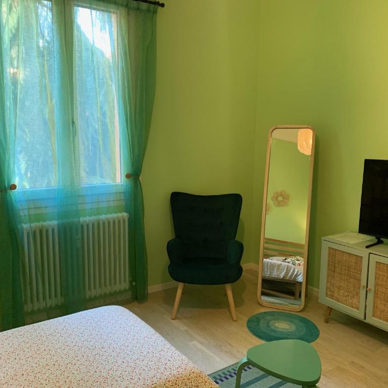 Favola - Large Double Room - 12