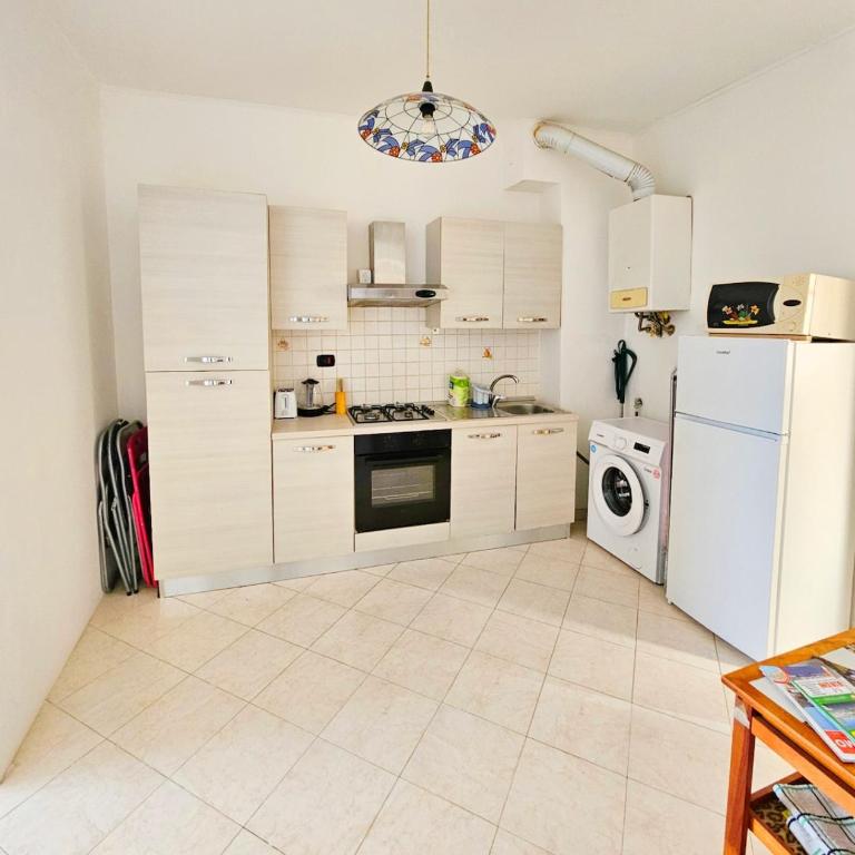 LUCI sul MARE - Three-Bedroom Apartment - 7