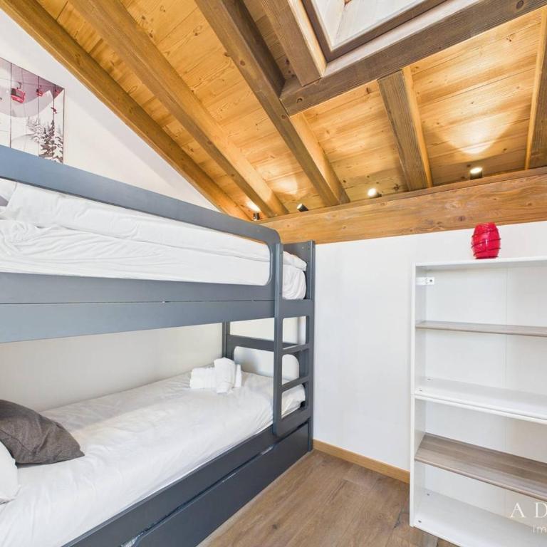 Luxueux chalet avec piscine, sauna et parking à La Rosière pour 10 personnes - Chalet mit 3 Schlafzimmern - 23