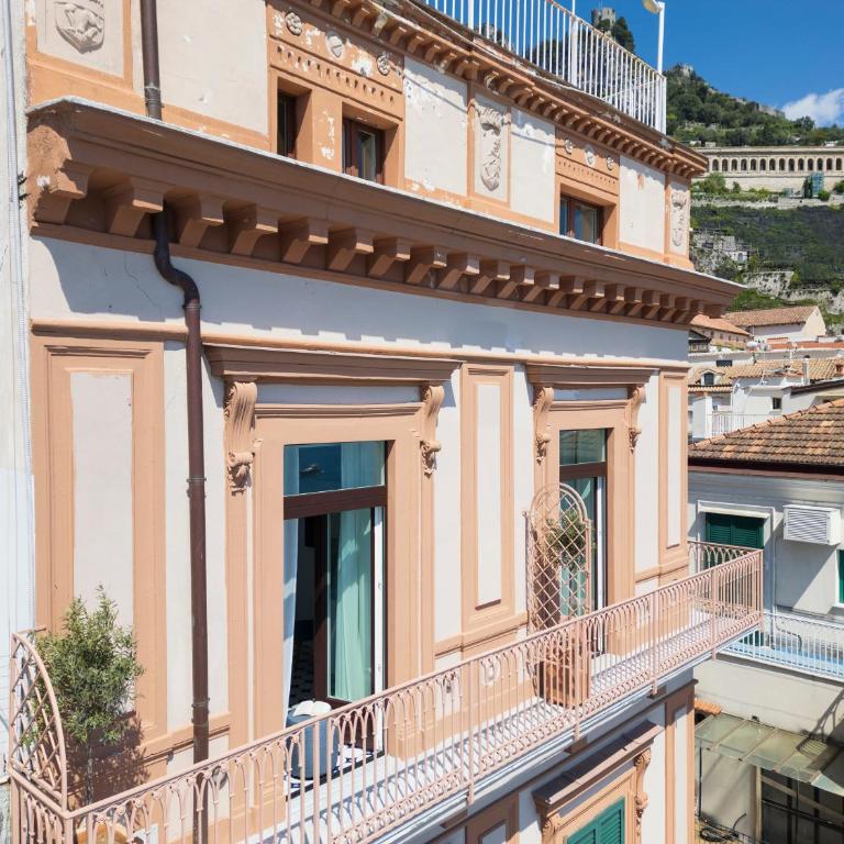 ABBRACCIO Amalfi Boutique Retreat - Camera Matrimoniale Deluxe con Balcone e Vista Mare - 25