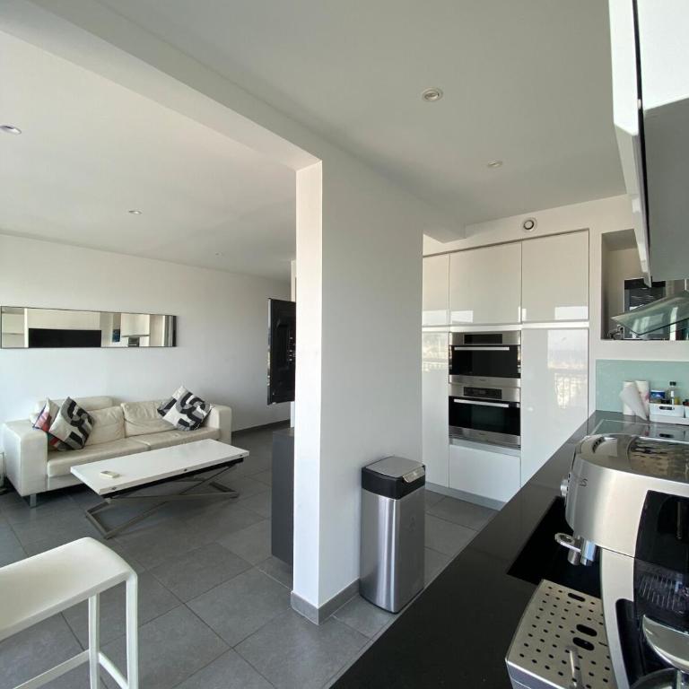 Luxueux appartement 2 chambres, vue mer - Appartamento con 2 Camere da Letto - 15