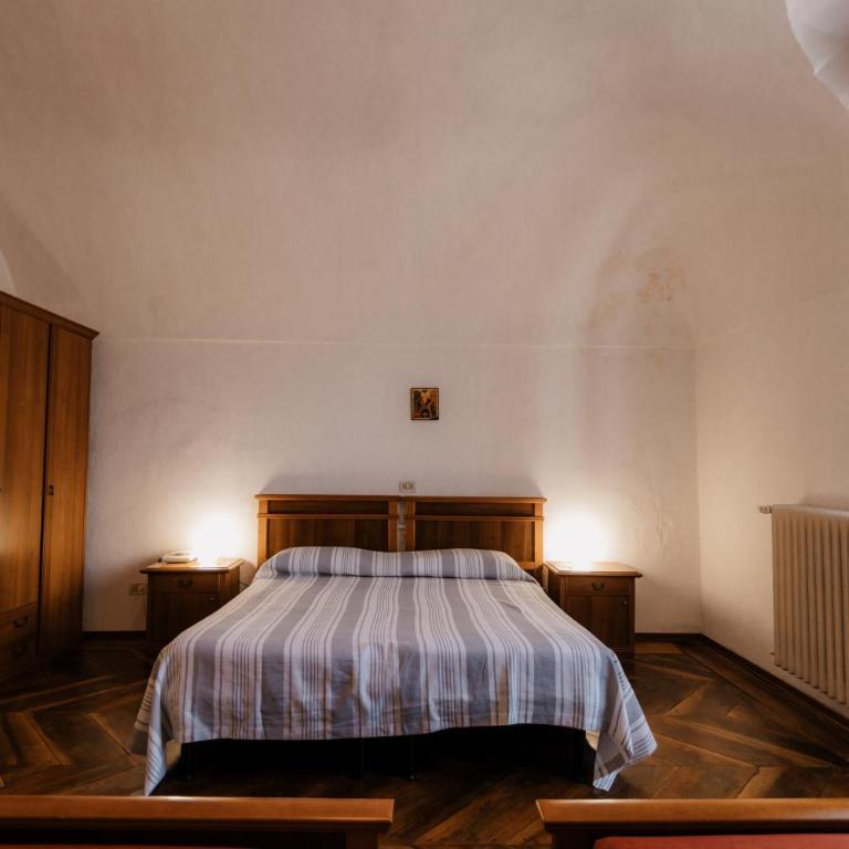 Casa REGINA MONTIS REGALIS - Chambre Triple - 1