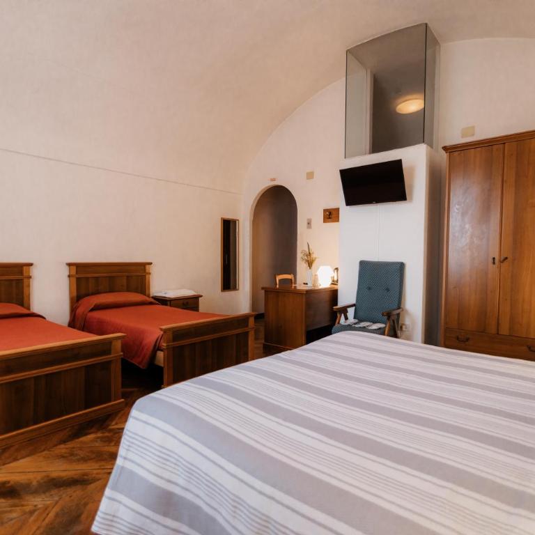 Casa REGINA MONTIS REGALIS - Chambre Simple - 9