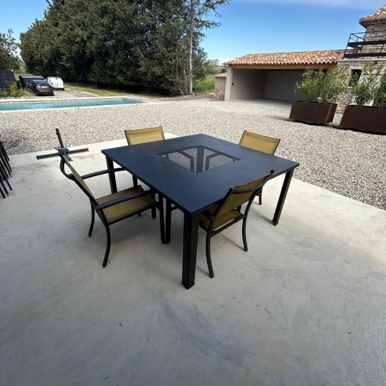 Charmante maison avec piscine et grand jardin - Maison 1 Chambre - 33