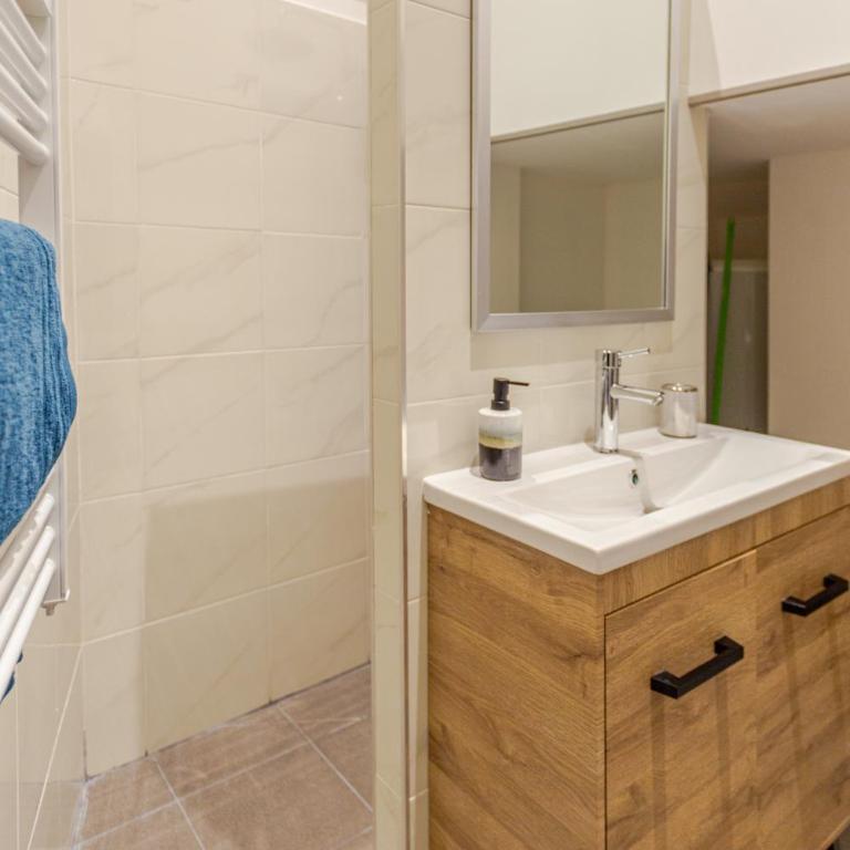 Studio Luxe & Confort - Elegance Coeur de Béziers - Appartement 1 Chambre - 8