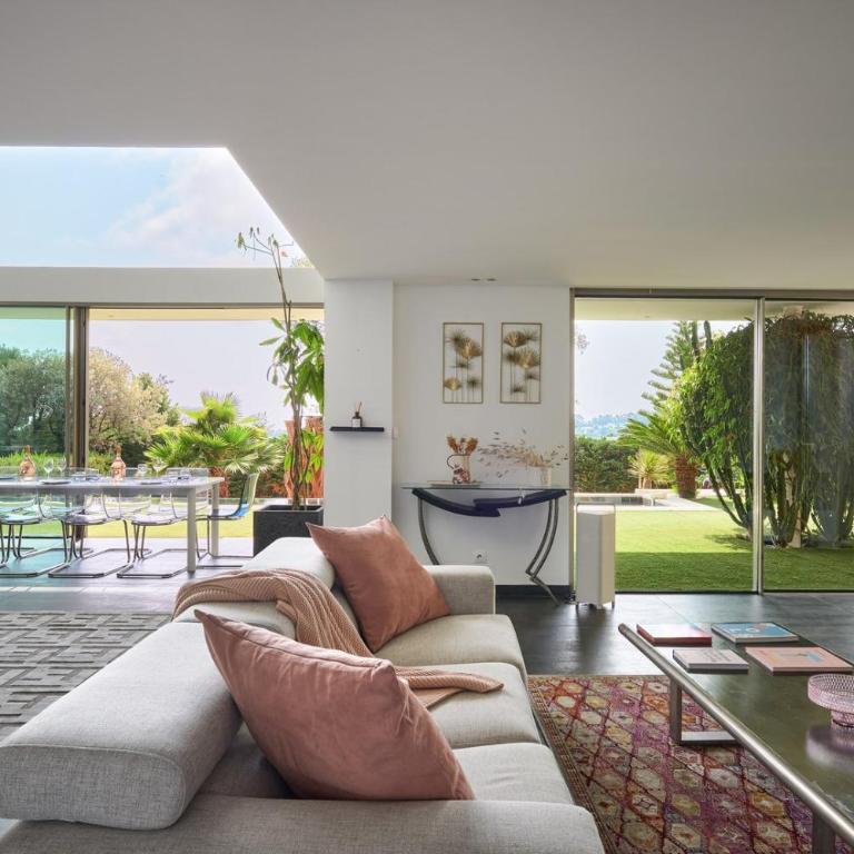 Cannes - Modern villa with 180° sea view - Maison 5 Chambres - 13