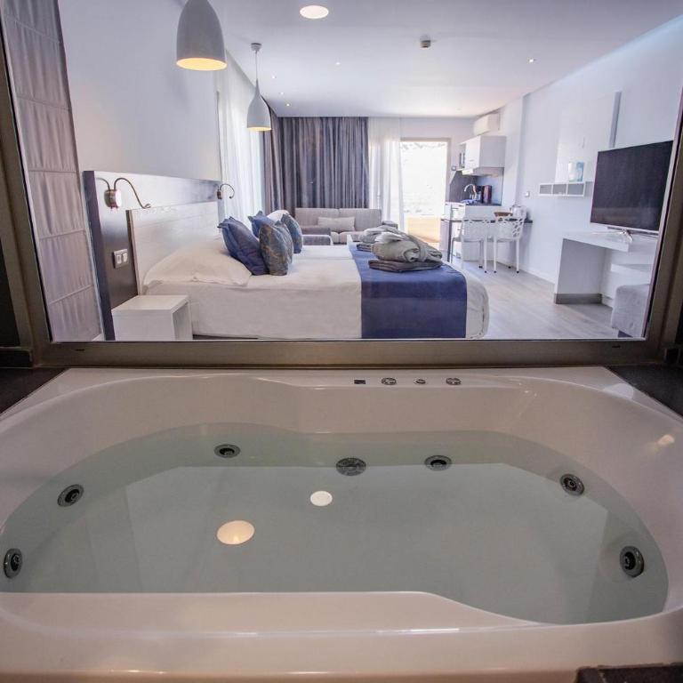 Servatur Casablanca Suites & Spa - Adults Only - Suite with Balcony High Floor - 6