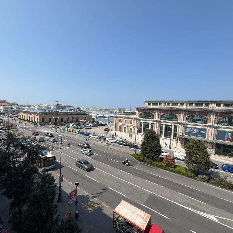 Nazario Sauro 20 - Appartamento con 3 Camere da Letto - 55