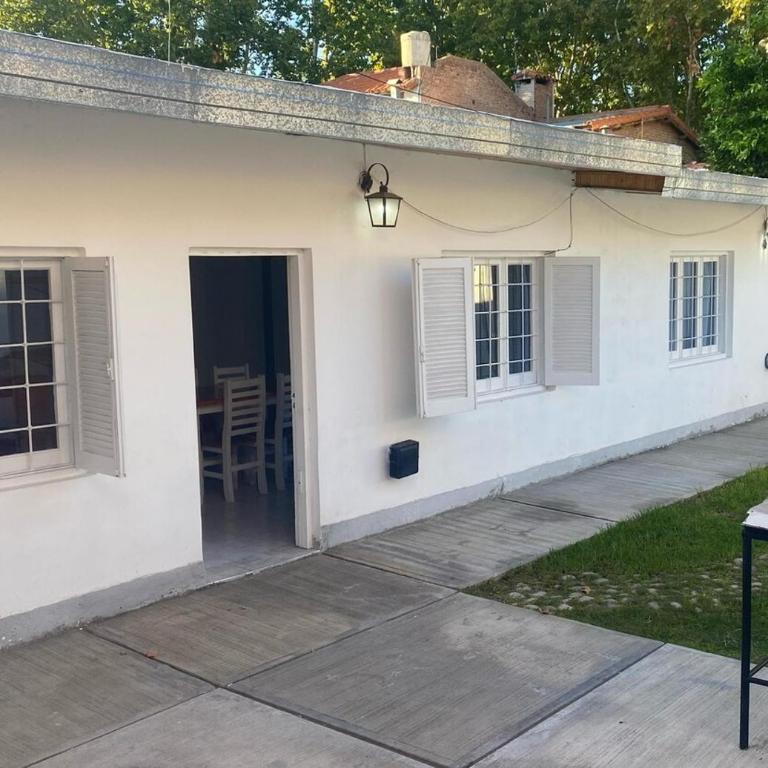 Casa a 3 cuadras del centro - Casa de 2 dormitorios - 1