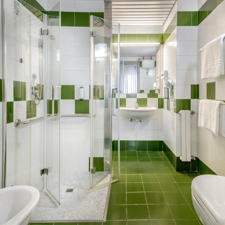 Best Western Hotel Residence Italia - Camera Standard Doppia con Letti Singoli - 8