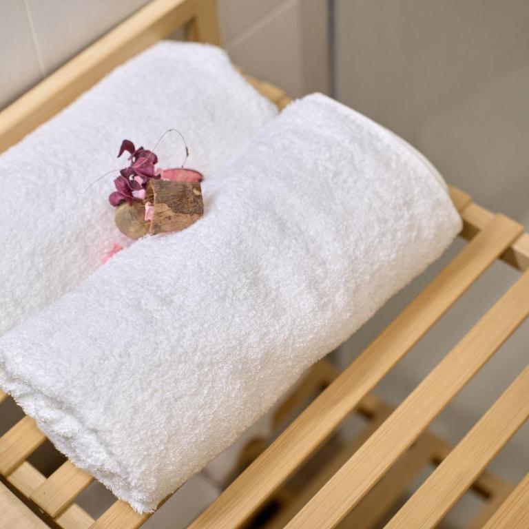 Romantic Suite Roig Arena N10 Virkin Suites - One-Bedroom Apartment - 46