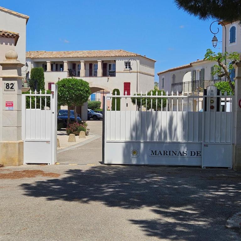 Villa 8 pers - bord de l'eau - marina - 9mn plage - Maison de Vacances - 4