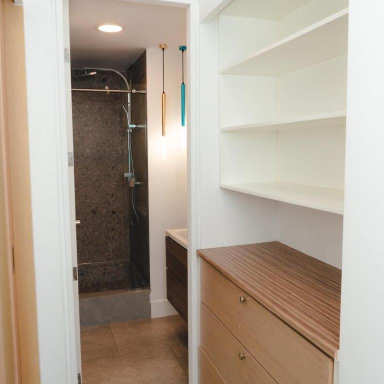 Hotel Golden Sunset vista al Mar Tijuana - Three-Bedroom Apartment - 23