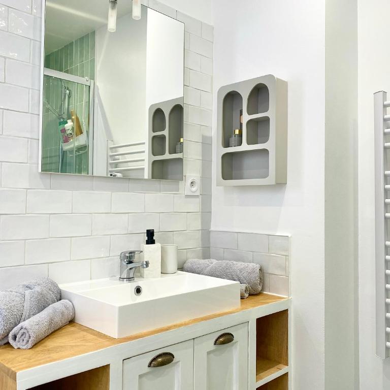 Grand studio rénové avec goût au coeur d'Angers, Centre des Congrès - Appartement 1 Chambre - 13