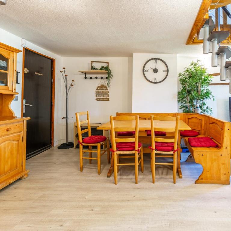 Lodge & Castle - Beau T3 en Vieille Ville - Apartment - 5