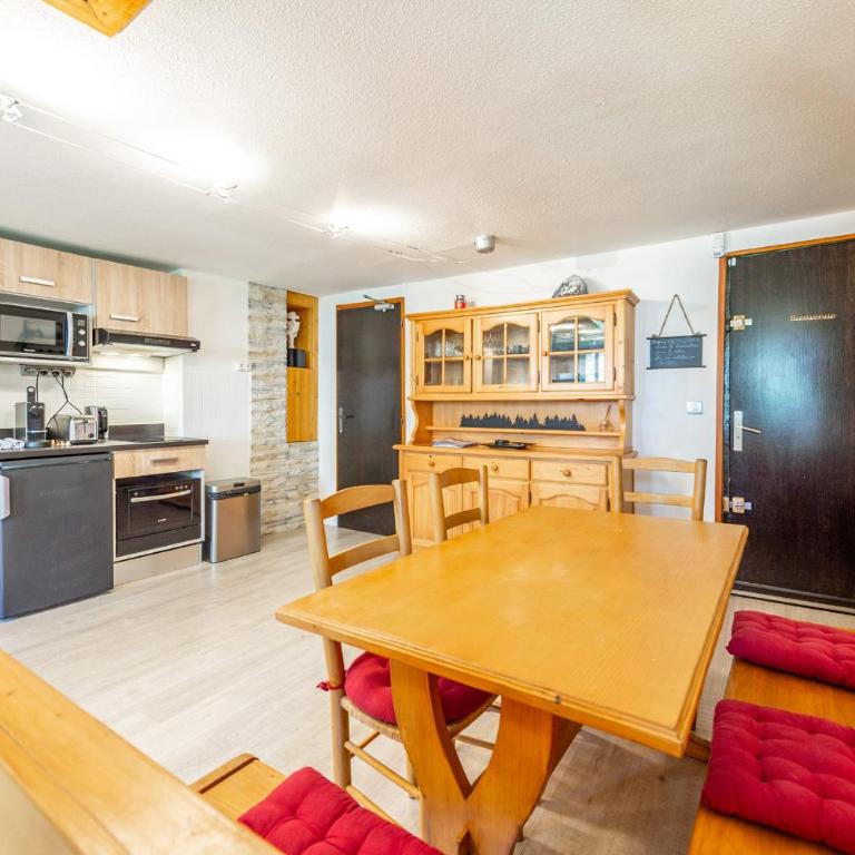 Lodge & Castle - Beau T3 en Vieille Ville - Apartment - 12