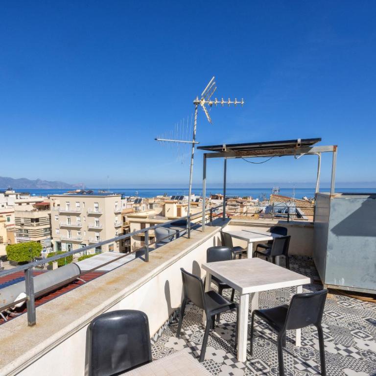 Disiu Case Vacanza - Appartamento con 1 Camera da Letto, Vista Mare e Balcone - 10