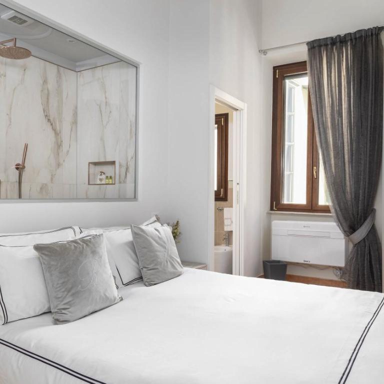 RosaM Suite - Via Veneto 15 min walk from Spanish Steps Top Floor Luxury Apartment - Appartamento con 3 Camere da Letto - 4