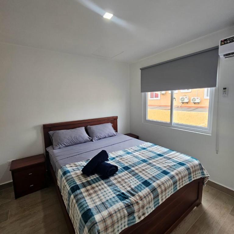 Hermosa casa nueva en conjunto privado en Manta - Casa de 3 dormitorios - 7