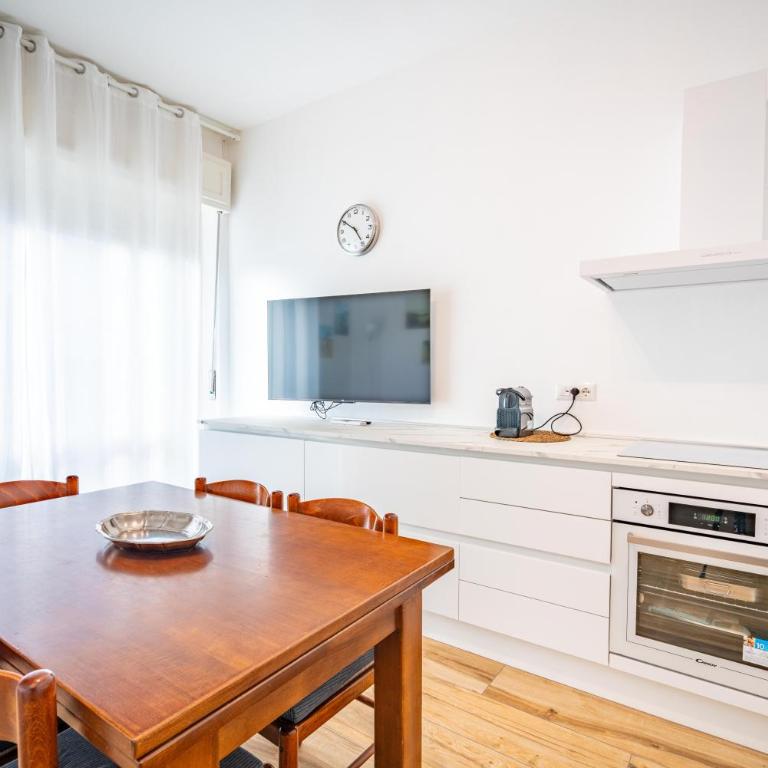 Flamingo Poetto mare a due passi - Appartamento Deluxe con 2 Camere da Letto e Balcone - 12