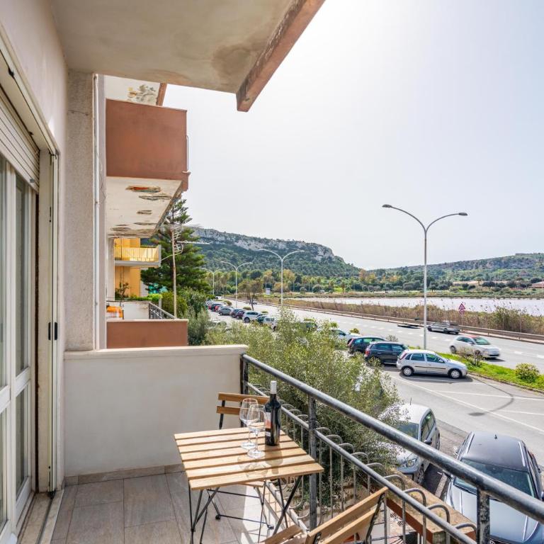 Flamingo Poetto mare a due passi - Appartamento Deluxe con 2 Camere da Letto e Balcone - 23