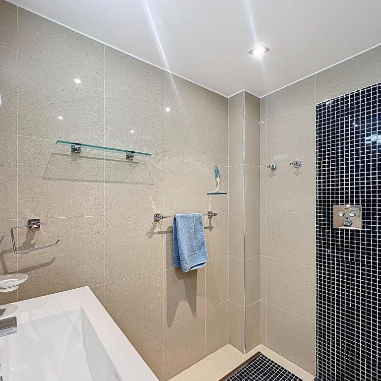 Port Grec 3 - Piso vista al puerto y montana - Apartamento con vistas al mar - 10