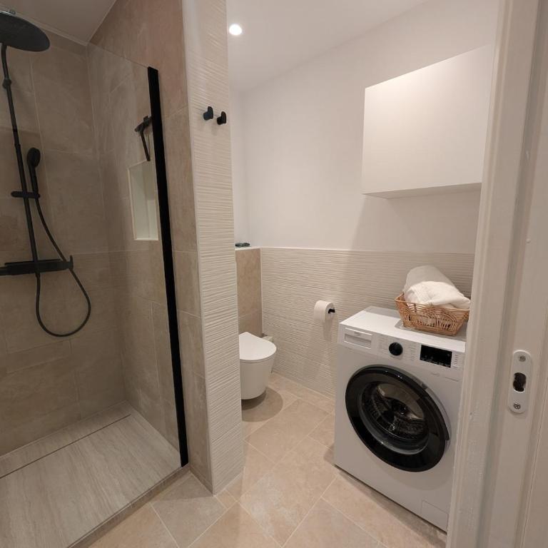 Luxury studio next to beaches and old town Antibes - Apartment mit 1 Schlafzimmer - 32