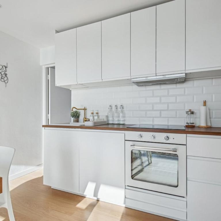 9 min de la Basilique Saint-Denis - 10 voyageurs - Appartement - 25