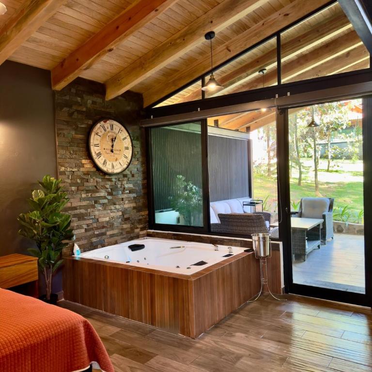 Chalet de Montaña con Jacuzzi y Futbolito - Chalet de 2 dormitorios - 2