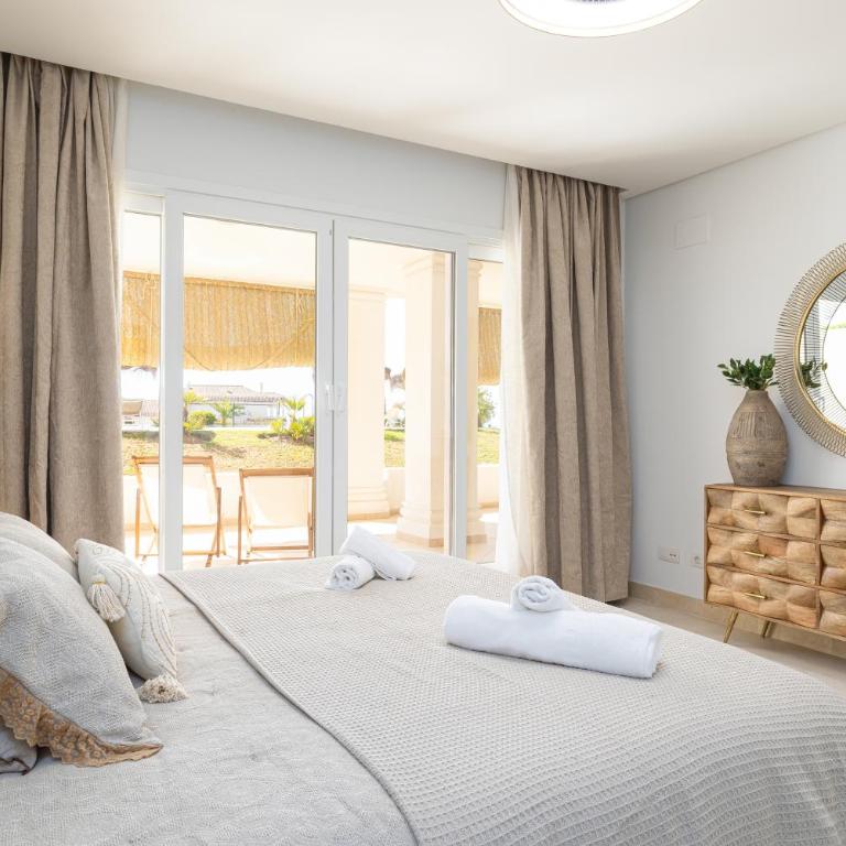 Luxury Apt Private Patio Aloha Marbella by AORA STAY - Apartamento - 21