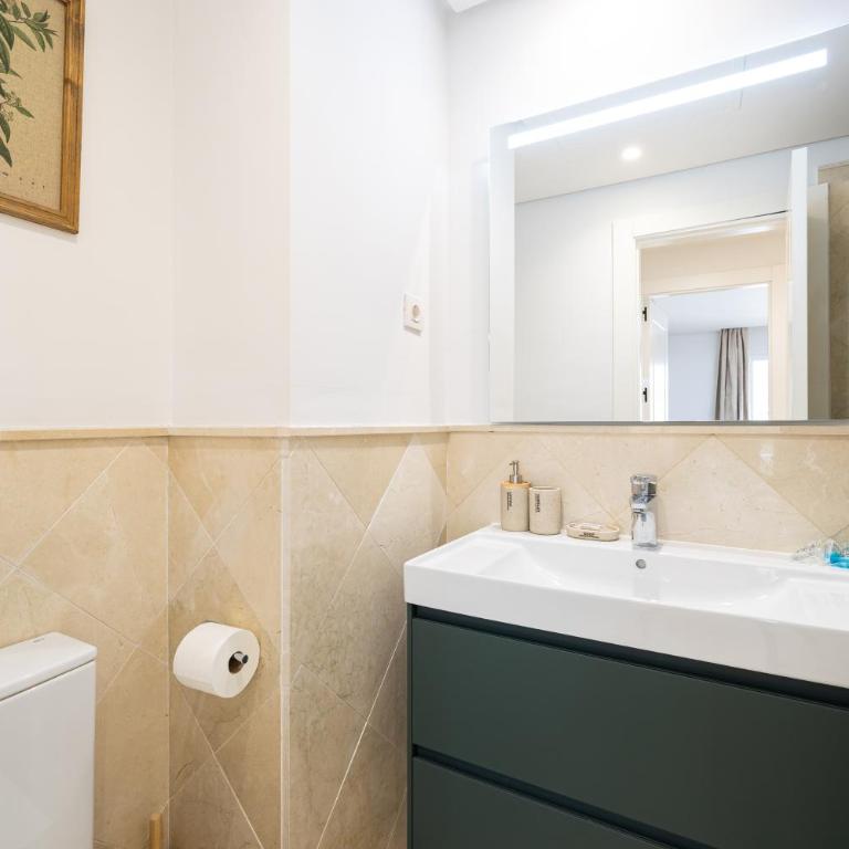 Luxury Apt Private Patio Aloha Marbella by AORA STAY - Apartamento - 22