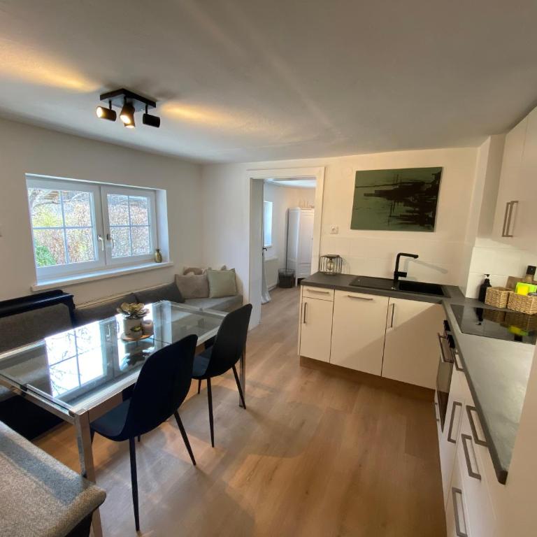 Tini House - Apartment mit Blick auf die Berge - 1