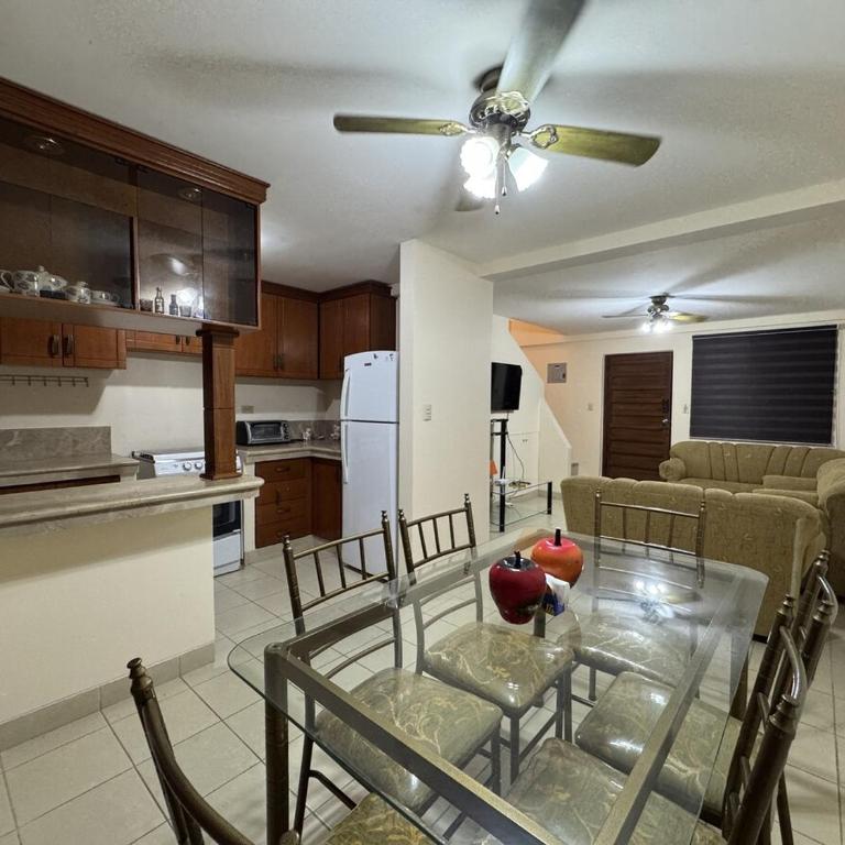 Beautiful house in a beachfront gated community - Casa Vacacional de 3 dormitorios - 5