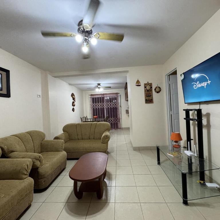 Beautiful house in a beachfront gated community - Three-Bedroom Vacation Home - 6