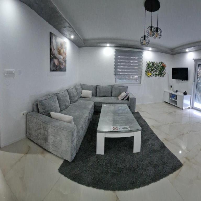 Apartman Pranić Mostar - Two-Bedroom Apartment with Terrace - 39