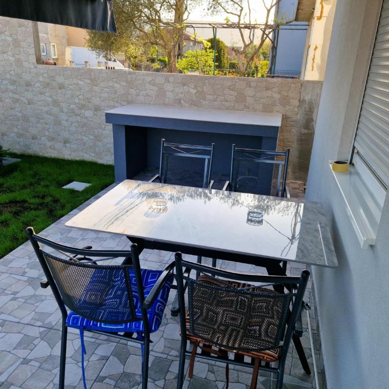 Apartman Pranić Mostar - Two-Bedroom Apartment with Terrace - 57