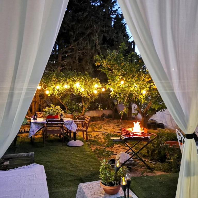 Evans Realty BE Chalet Jacuzzi & Parking & Jardin - Two-Bedroom House - 5