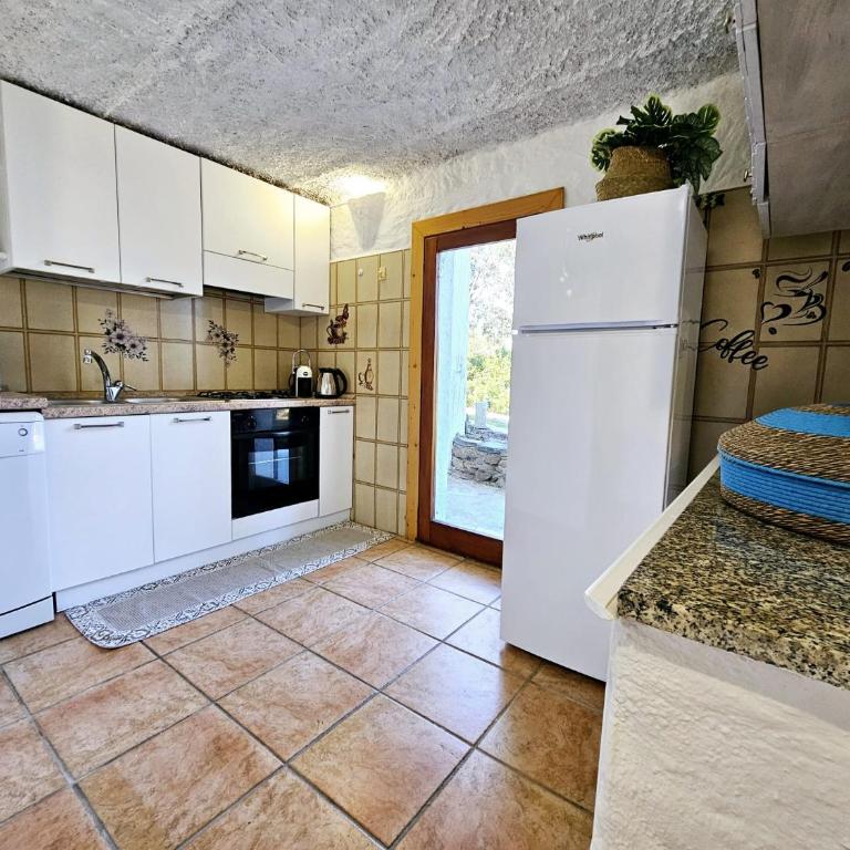 Splendida Villa Vista Mare Spiaggia privata - Villa Fronte Spiaggia - 35