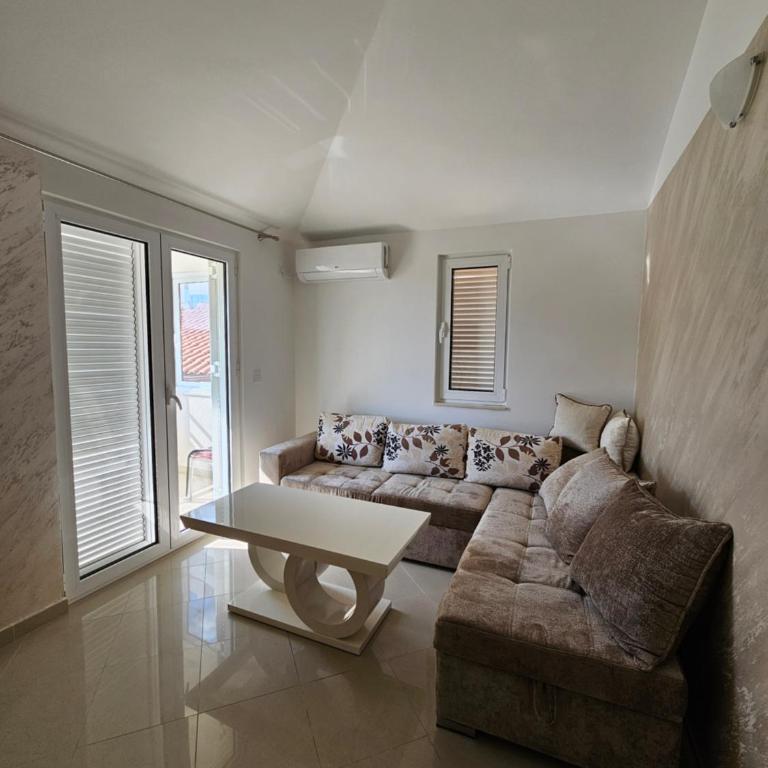 Tirke Apartment - One-Bedroom Apartment - 1