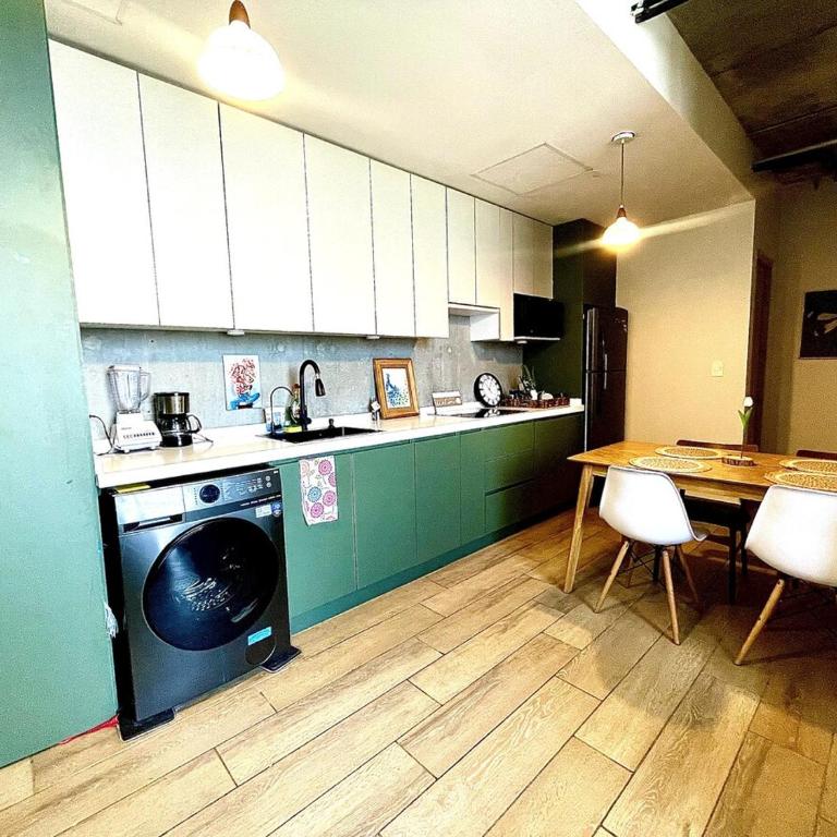 Apartment with best location - Three-Bedroom Apartment - 5