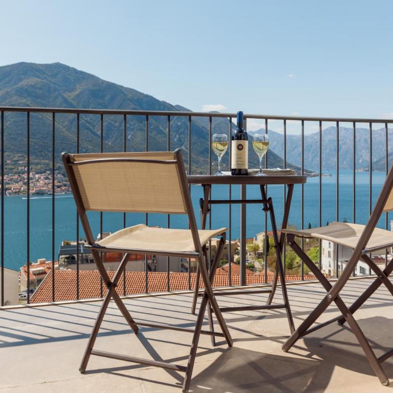 Blue Eyes - Panoramic View - Apartman sa 1 Spavaćom Sobom - 2