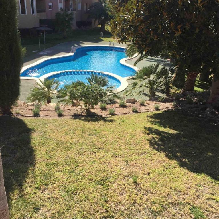 Bonalba penthouse apartment with large open terrace - Apartamento de 1 dormitorio - 2