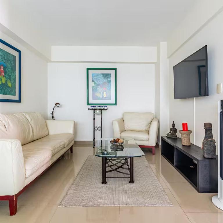 B602 - 2BR - 2BTh - Two-Bedroom Apartment - 2