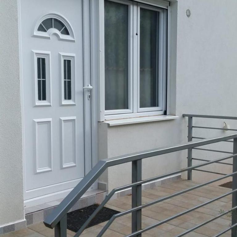 Isabella apartmani u blizini Roštilja - One-Bedroom Apartment - 2